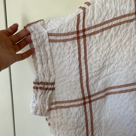 JANE AND DELANCEY | Delicate Plaid Button-Up Dolman Short Sleeve Shirt - Picture 5 of 14